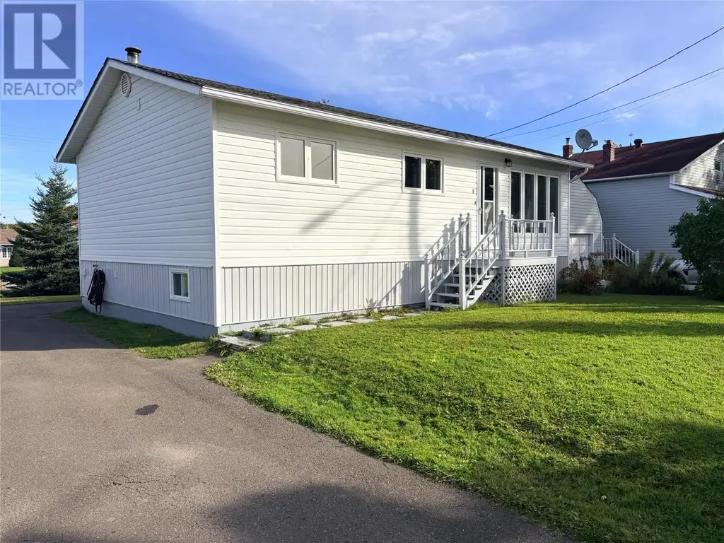 8 Fairview Street, Lewisporte