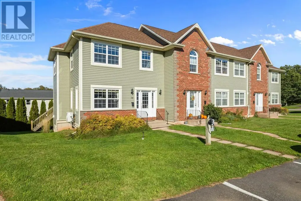 16 Edgeview Court, Stratford
