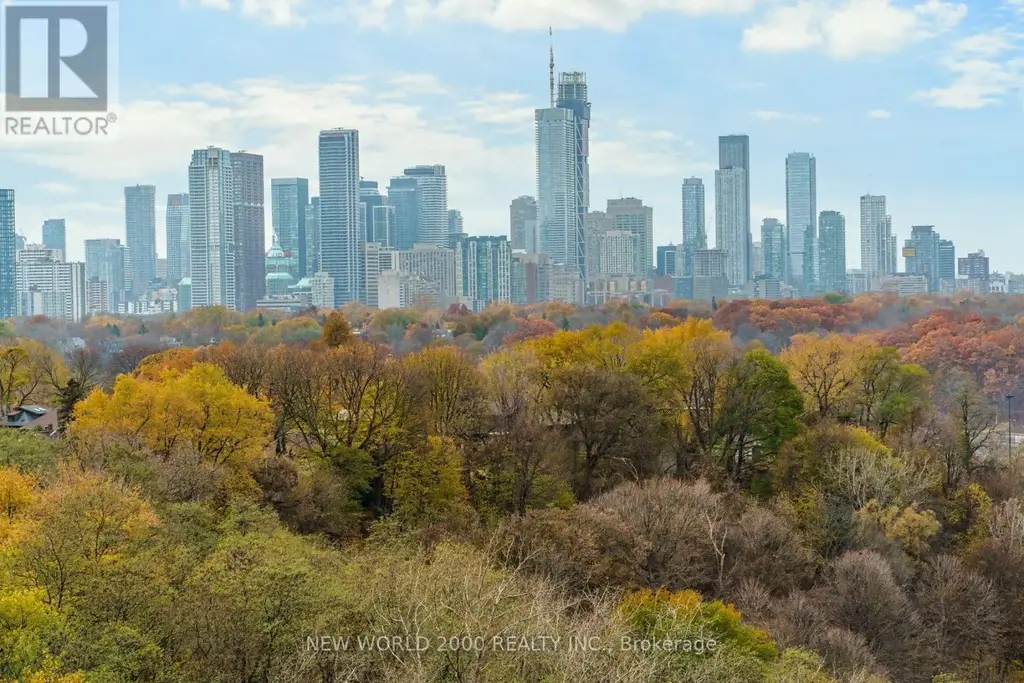 805 - 1010 Broadview Avenue, Toronto (Broadview North)