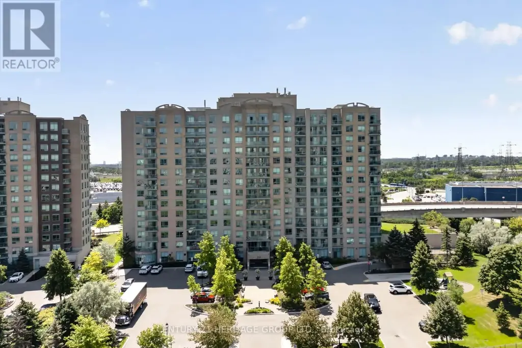 1017 - 39 Oneida Crescent, Richmond Hill (Langstaff)
