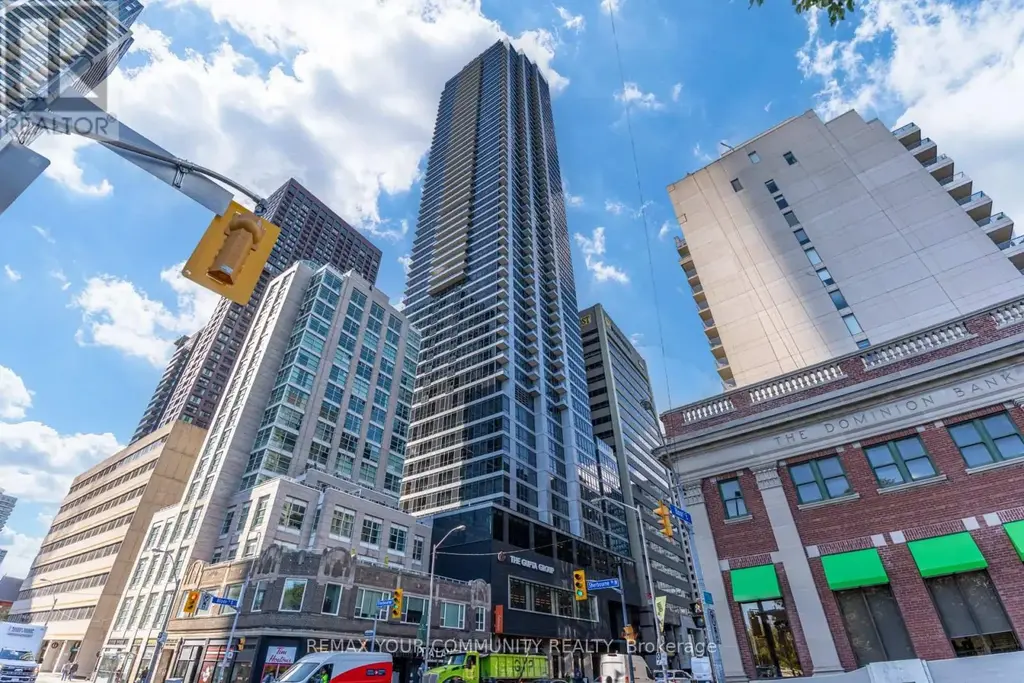 1706 - 395 Bloor Street E, Toronto (North St. James Town)