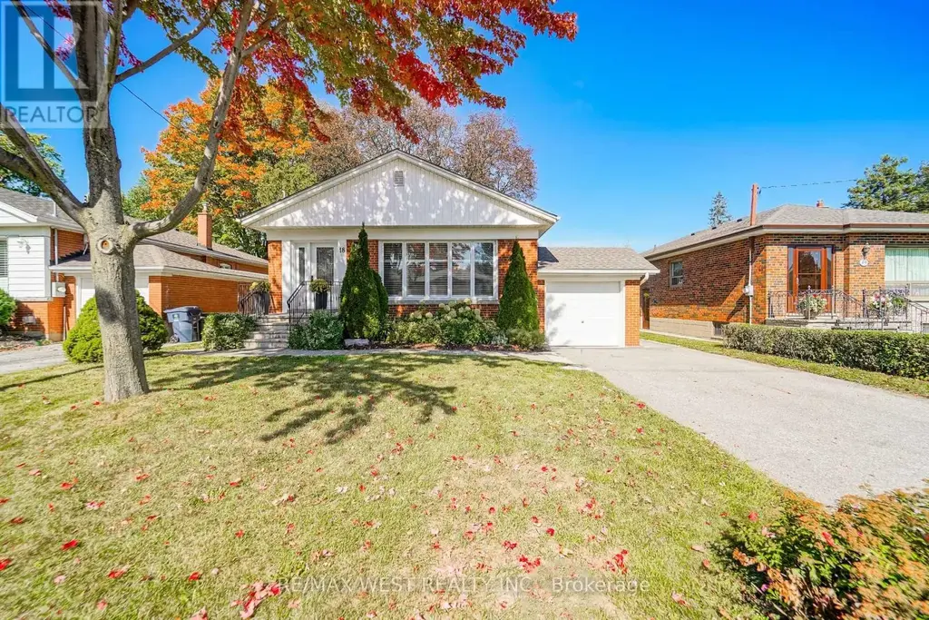 18 Nashland Avenue, Toronto (Princess-Rosethorn)