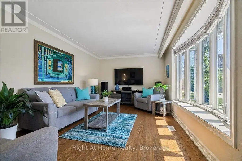 275 Kent Crescent, Burlington (Appleby)