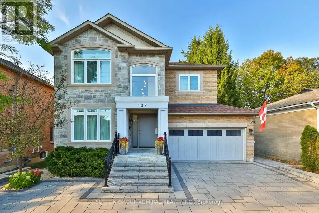 132 York Mills Road, Toronto (St. Andrew-Windfields)