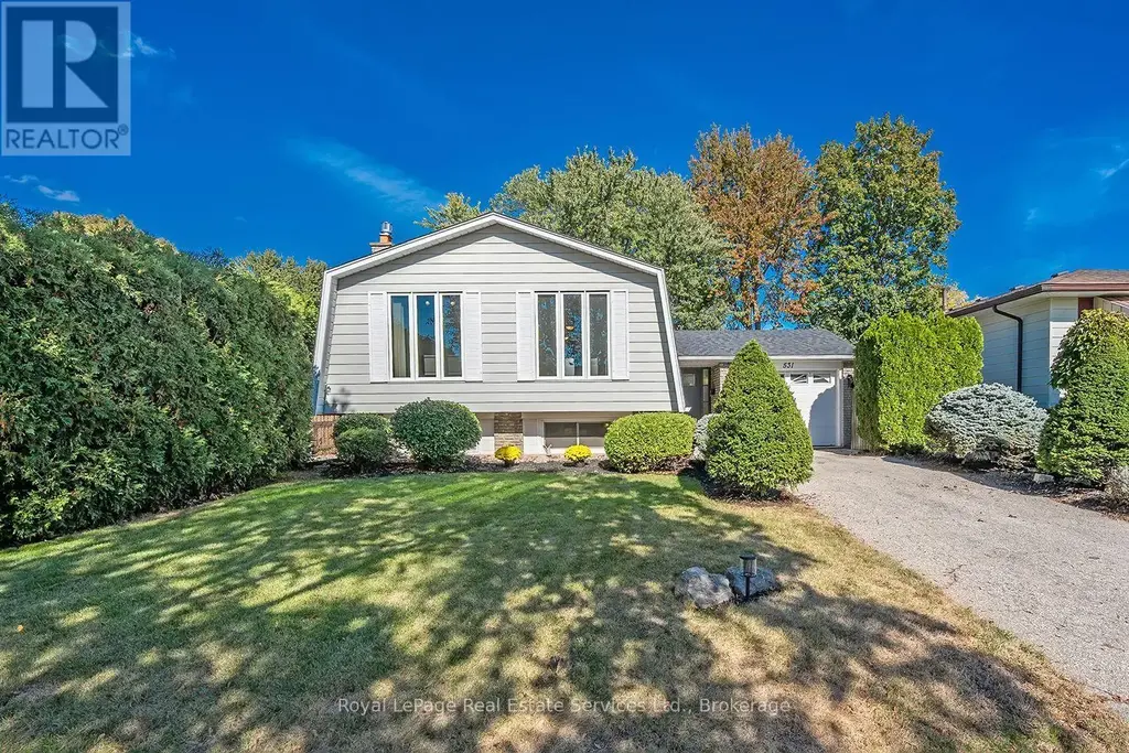 531 Cumberland Avenue, Burlington (Roseland)