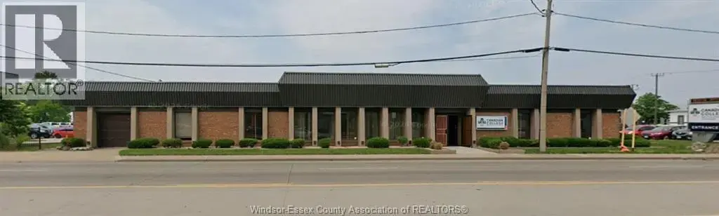 1737 Walker Road, Windsor