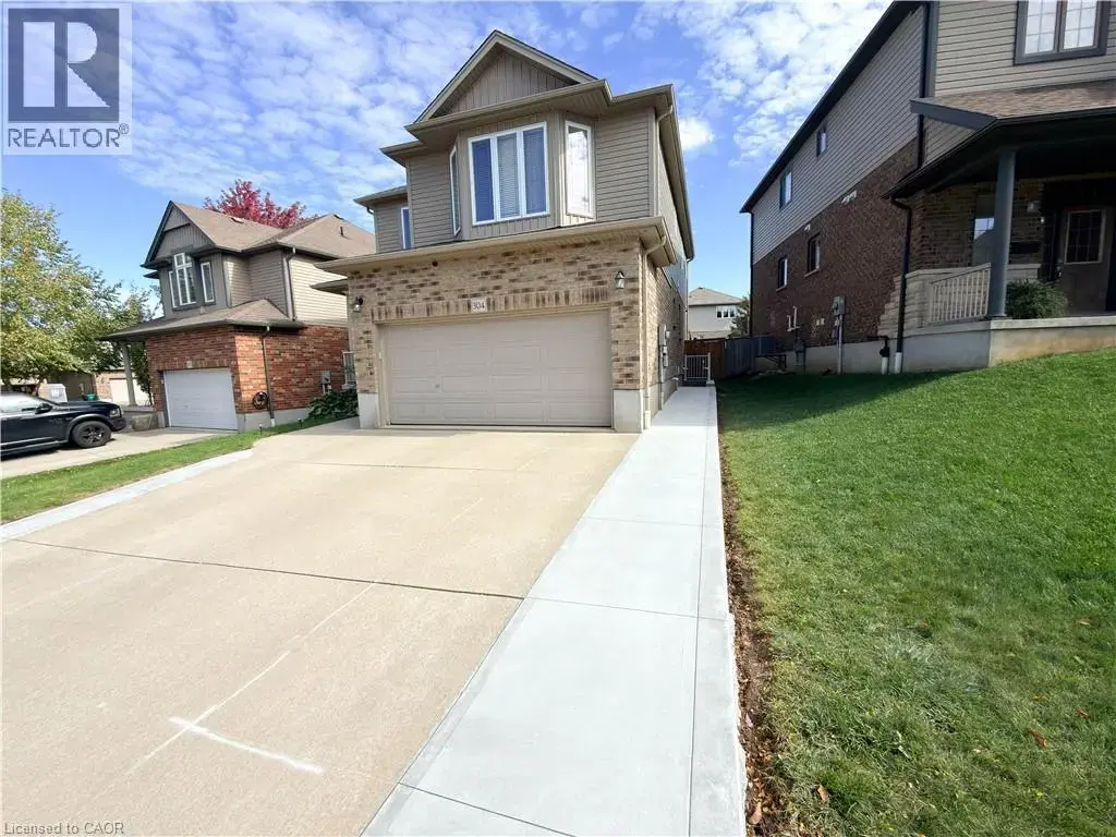 304 Westpark Crescent, Waterloo