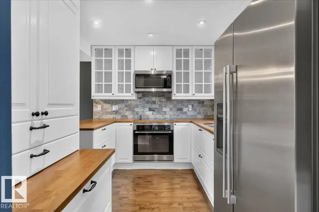 #9 3115 119 St Nw, Edmonton