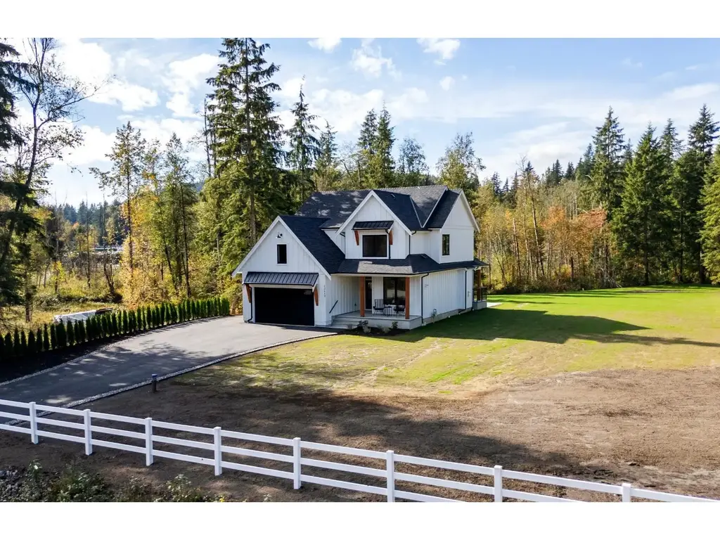 12119 Rolley Lake Street, Mission