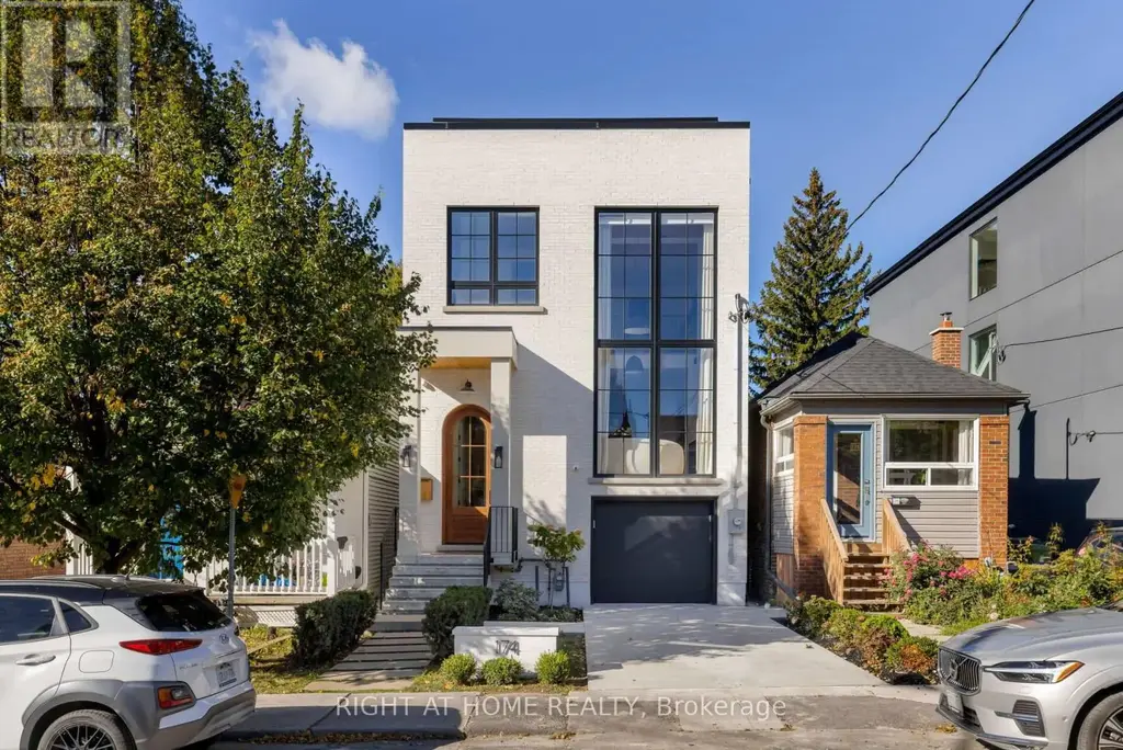 174 Cedric Avenue, Toronto (Oakwood Village)