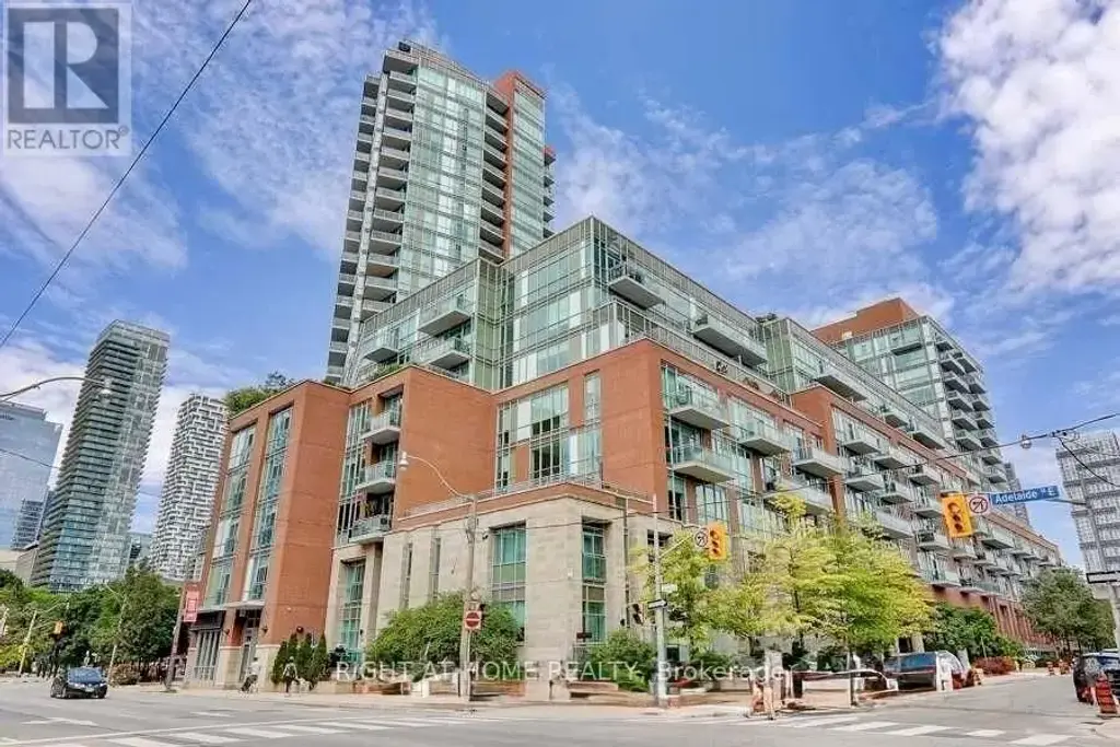 S 828 - 112 George Street, Toronto (Moss Park)
