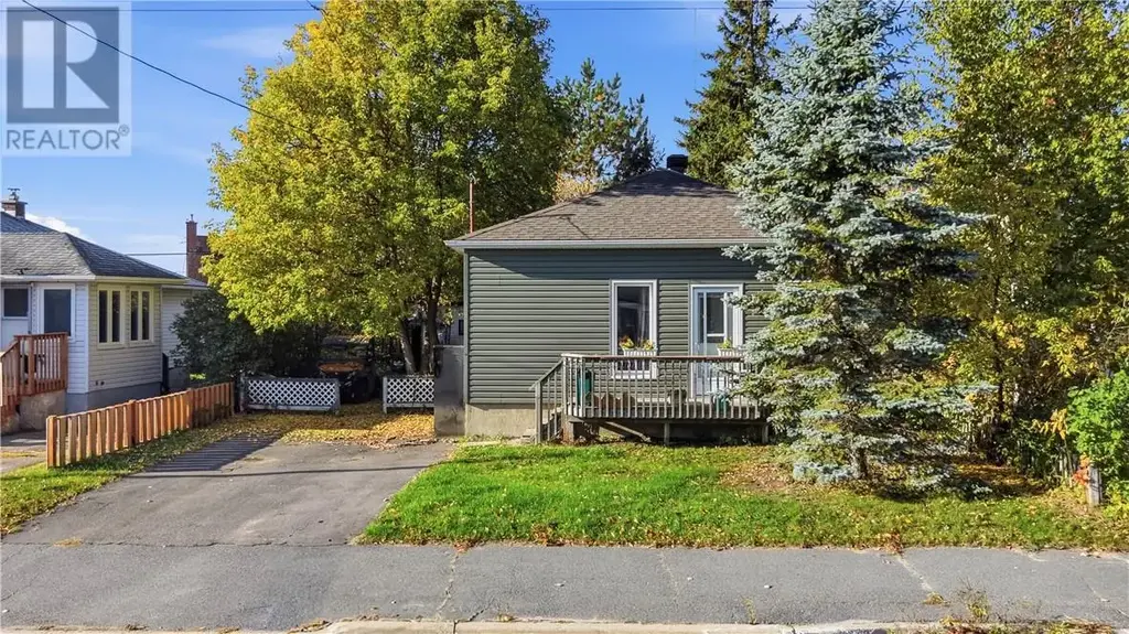 57 Sellwood Avenue, Capreol