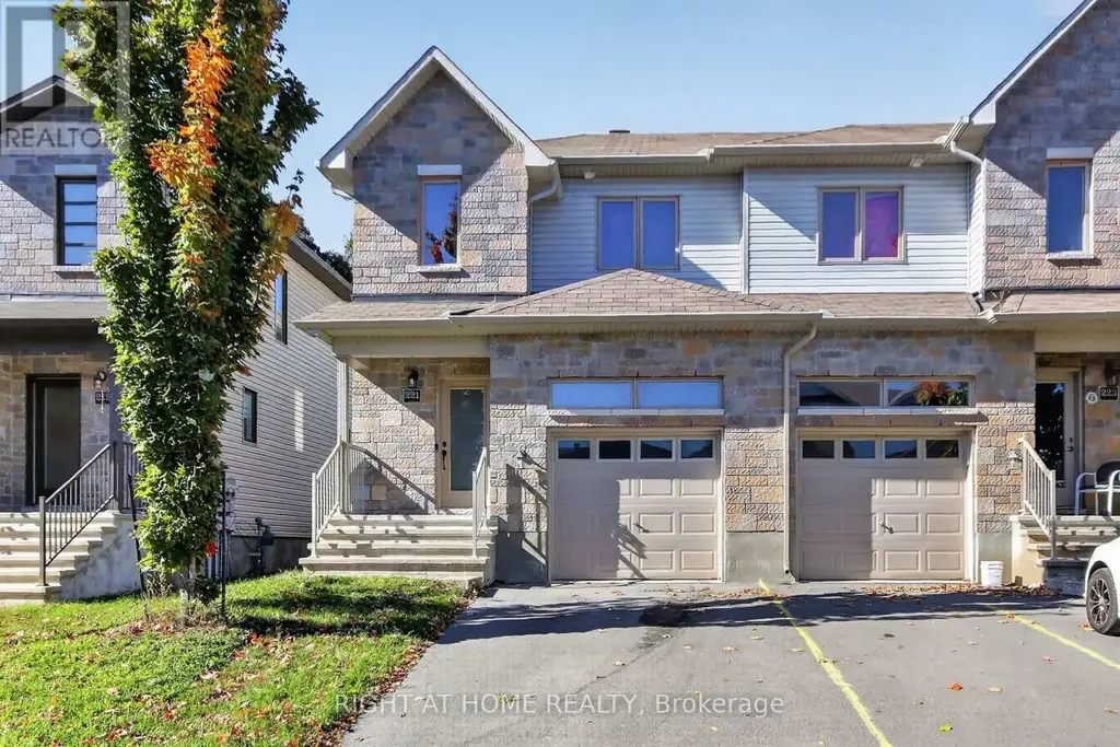 221 King Street, Carleton Place