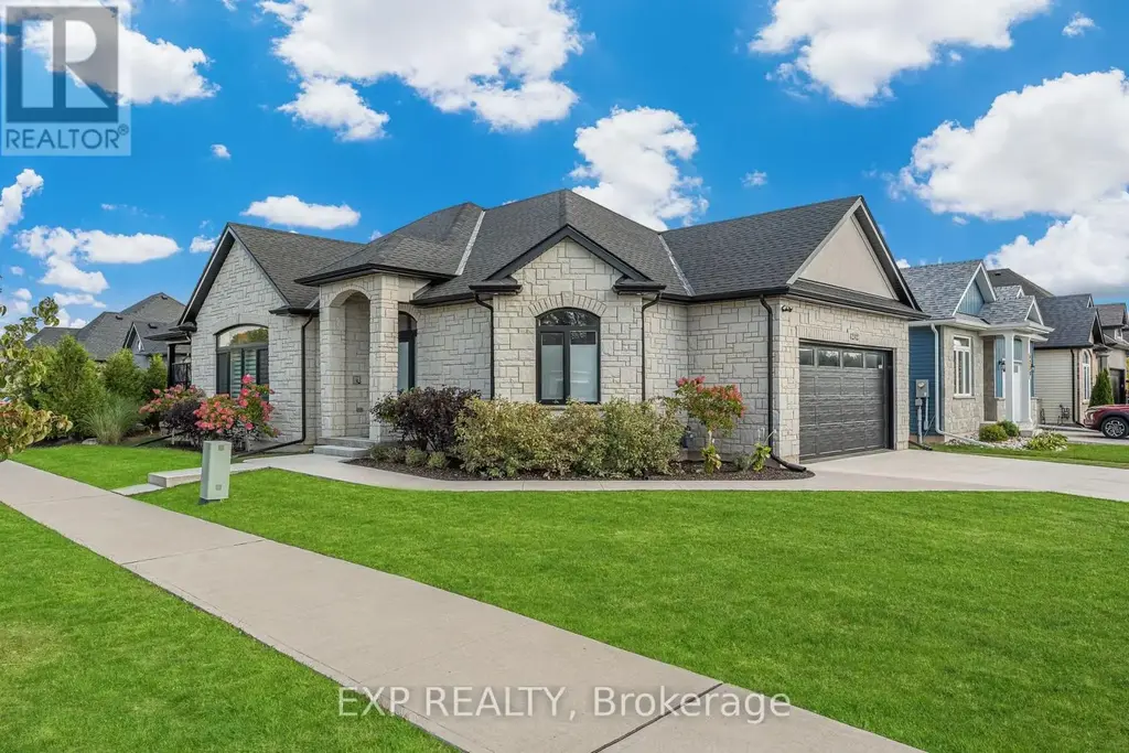 4242 Village Creek Drive, Fort Erie (Stevensville)