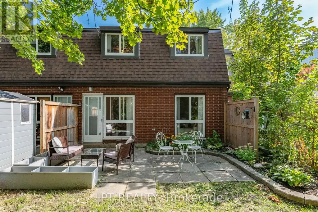 7j - 2080 Ogilvie Road, Ottawa