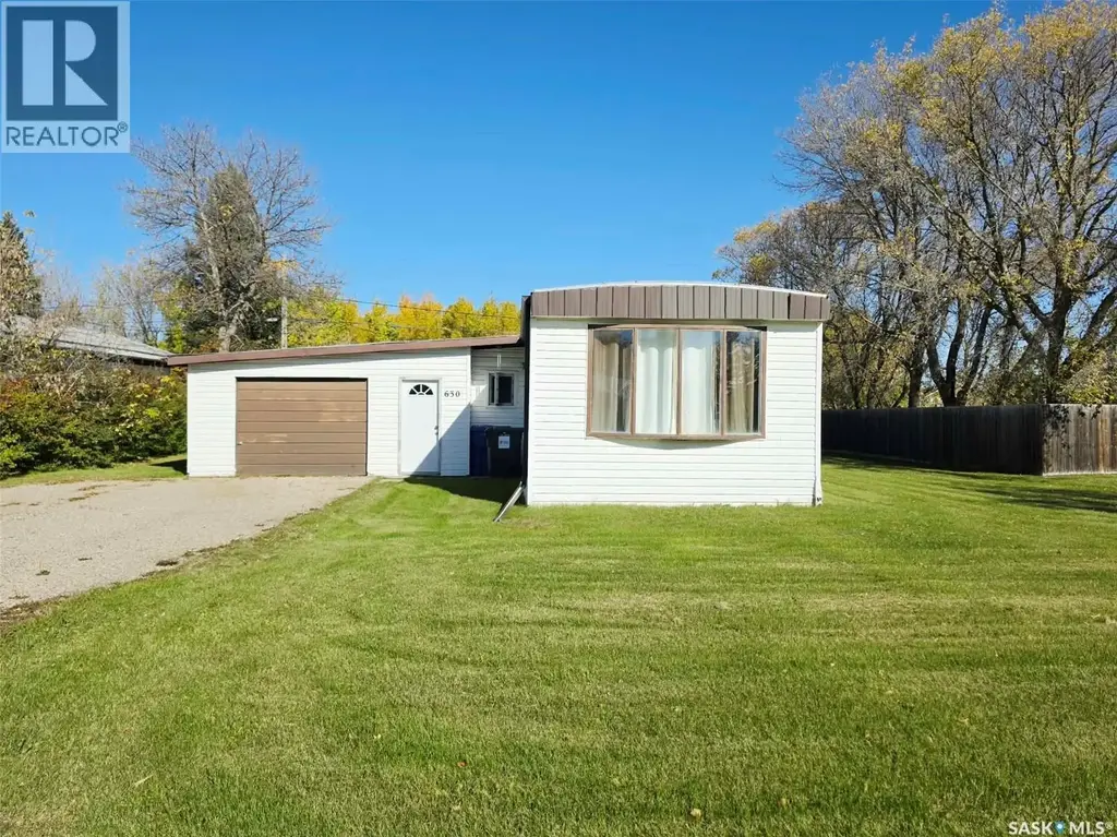 630 Maple Drive, Esterhazy