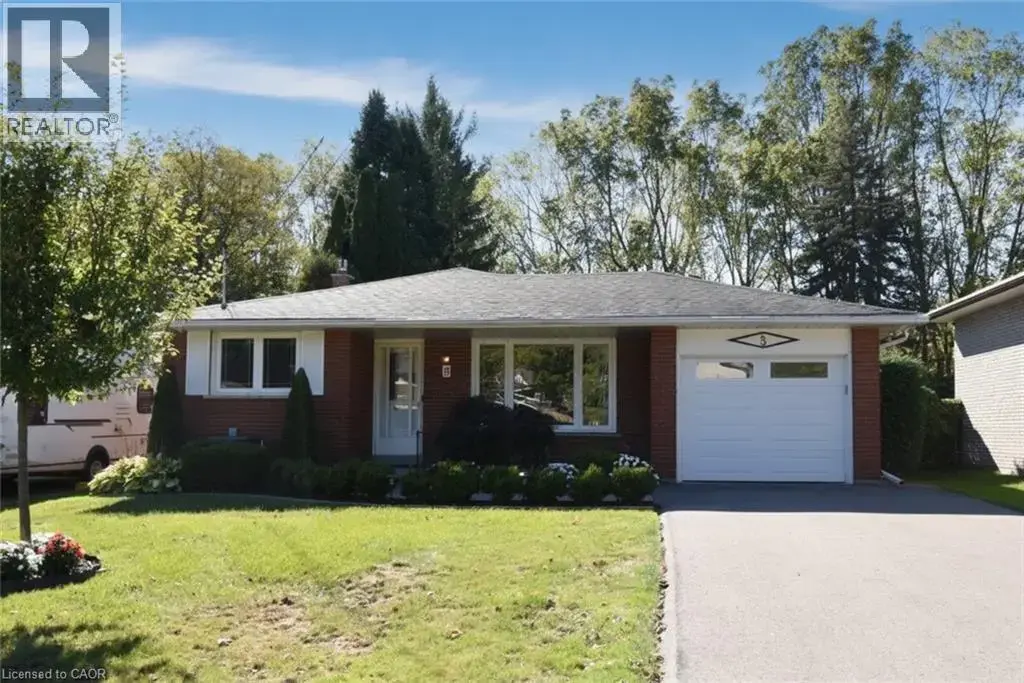 5 Rogers Road, Dundas