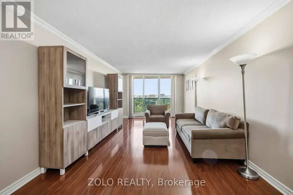 2003 - 812 Burnhamthorpe Road, Toronto (Markland Wood)