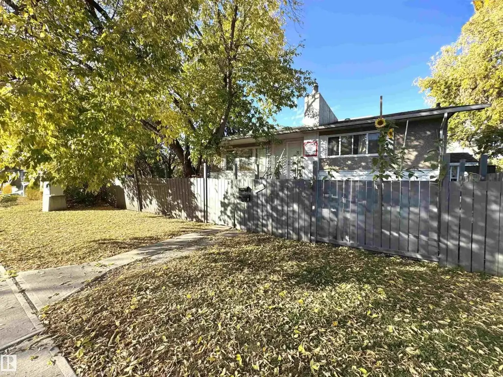8108 124 Av Nw, Edmonton