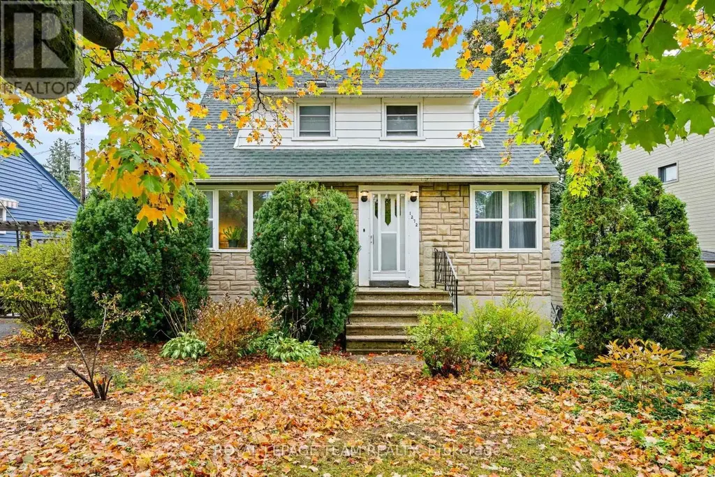 1272 Livingstone Avenue, Ottawa