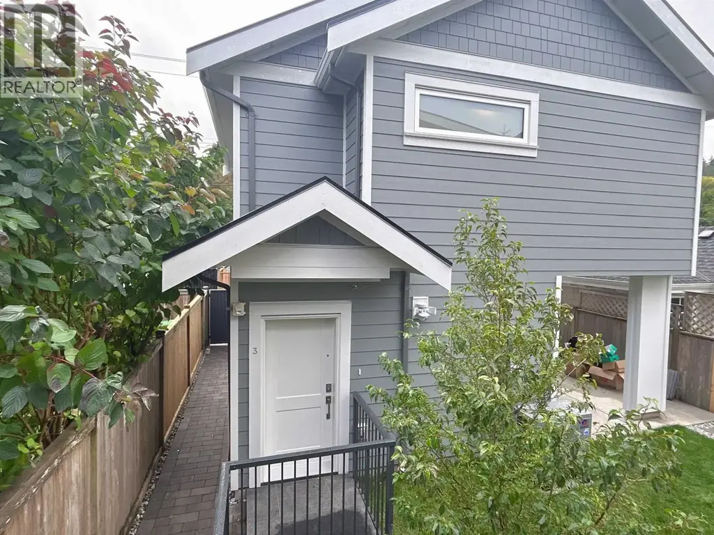 3 4472 W 15th Avenue, Vancouver