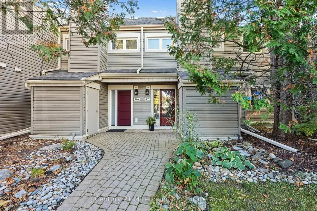 7 - 467 Oxbow Crescent, Collingwood