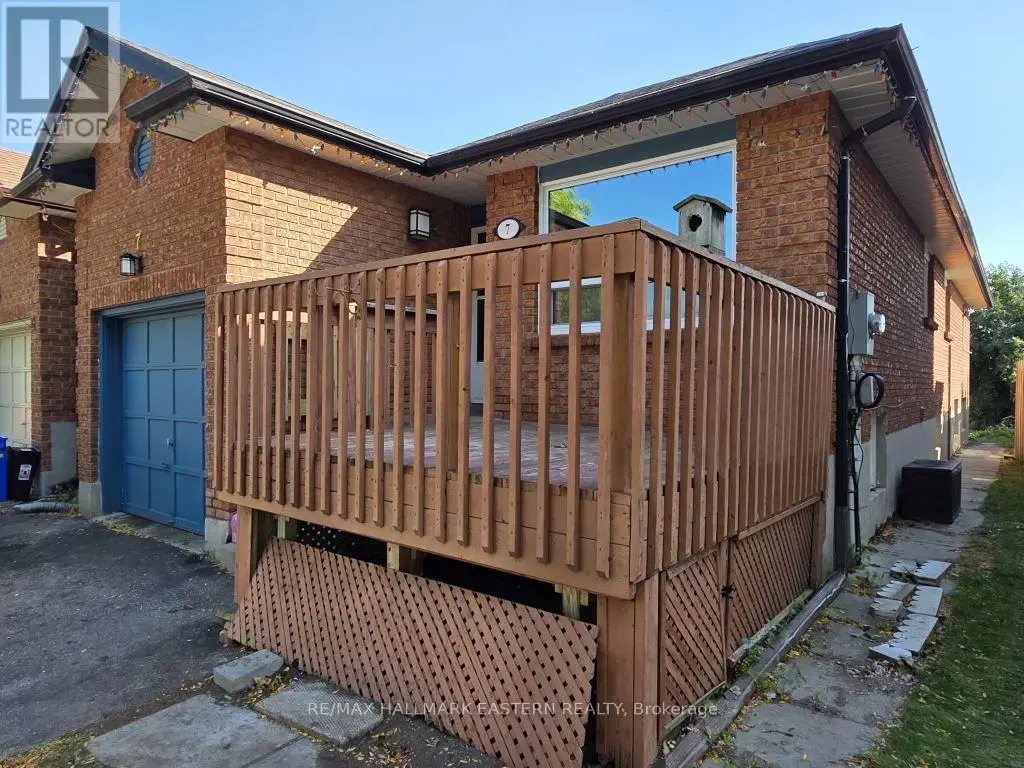 7 Turnberry Crescent, Clarington (Courtice)