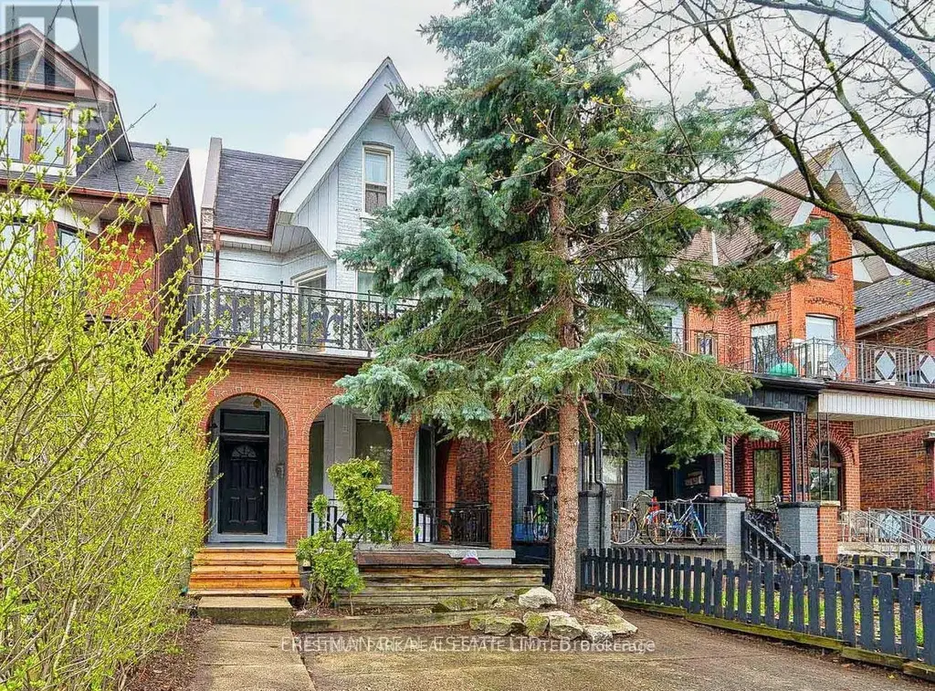 Main Floor - 435 Manning Avenue, Toronto (Palmerston-Little Italy)