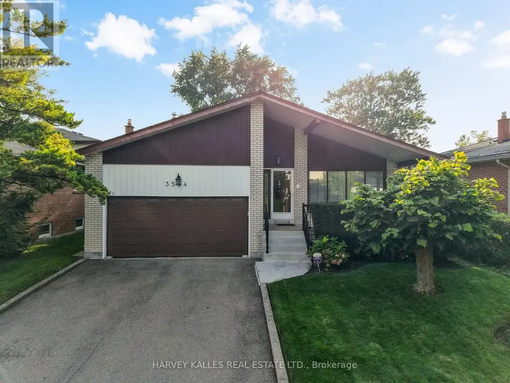 3594 Autumn Harvest Drive, Mississauga (Applewood)