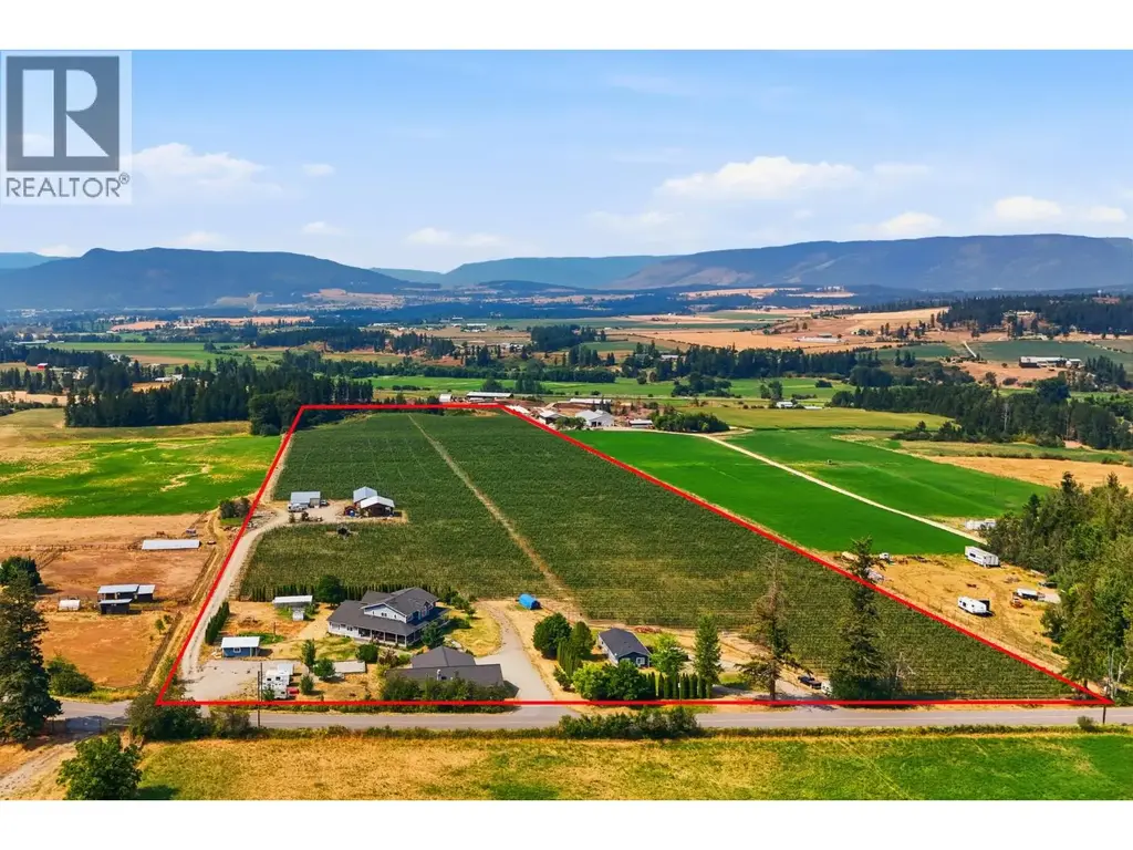 1199 Mountain View Road, Spallumcheen