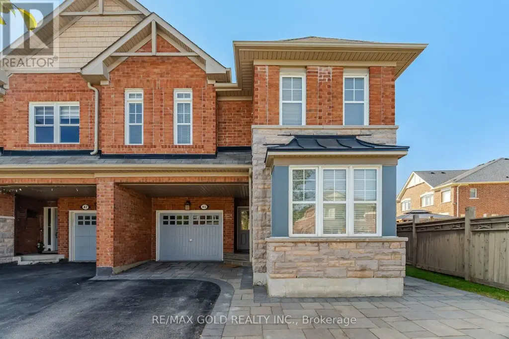 45 Biddens Square, Brampton (Bram East)