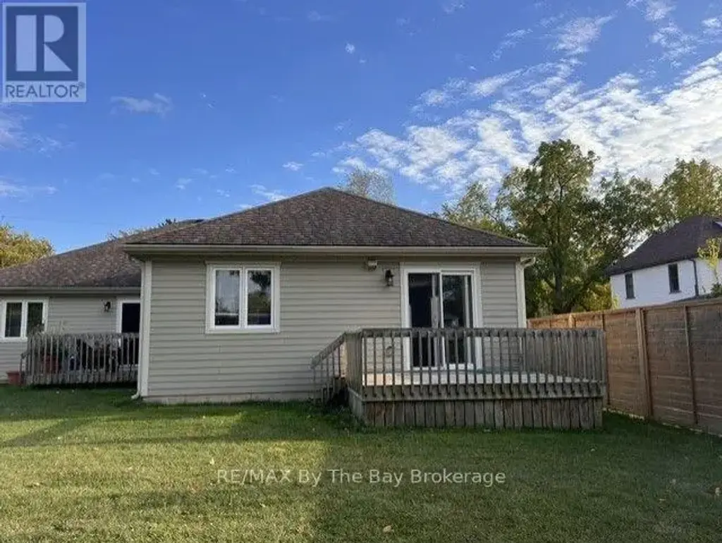 Unit A - 22 Edward Street W, Clearview (Creemore)