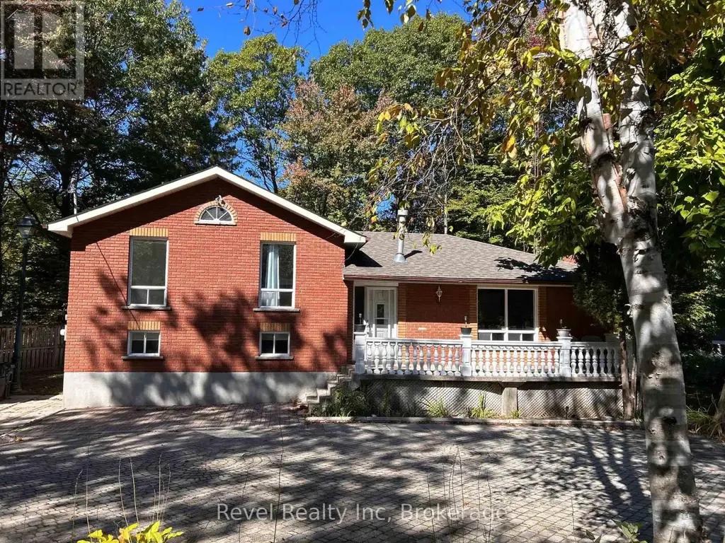 97 Forest Circle, Tiny