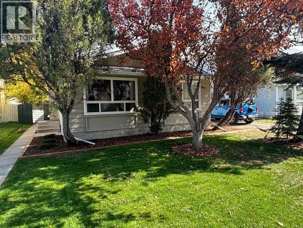 235 Shawcliffe Circle Sw, Calgary