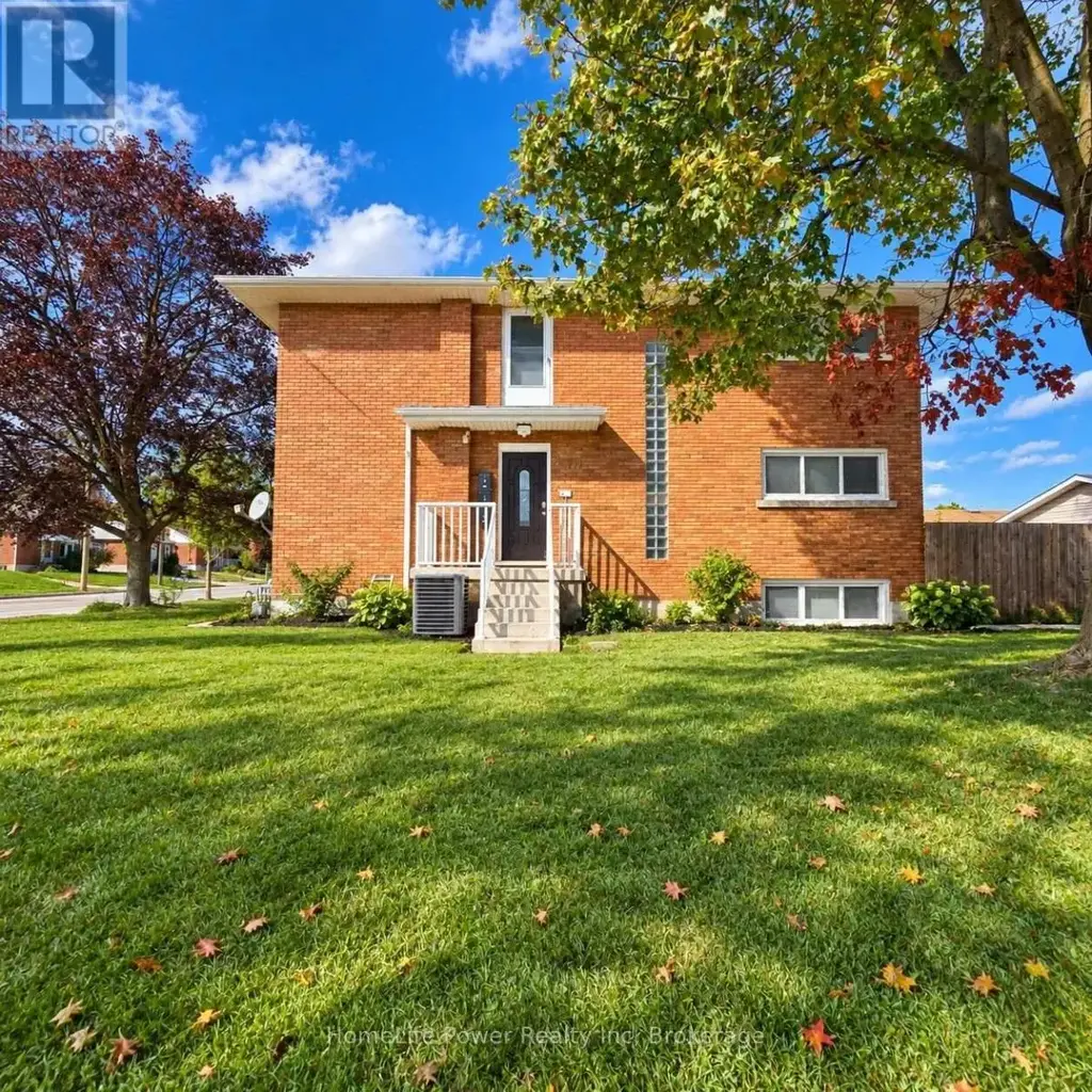 2 - 112 Heiman Street, Kitchener
