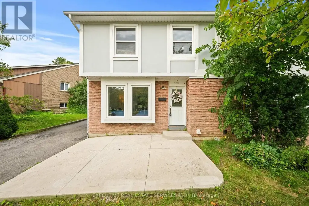 100 Centre Street N, Brampton (Brampton North)