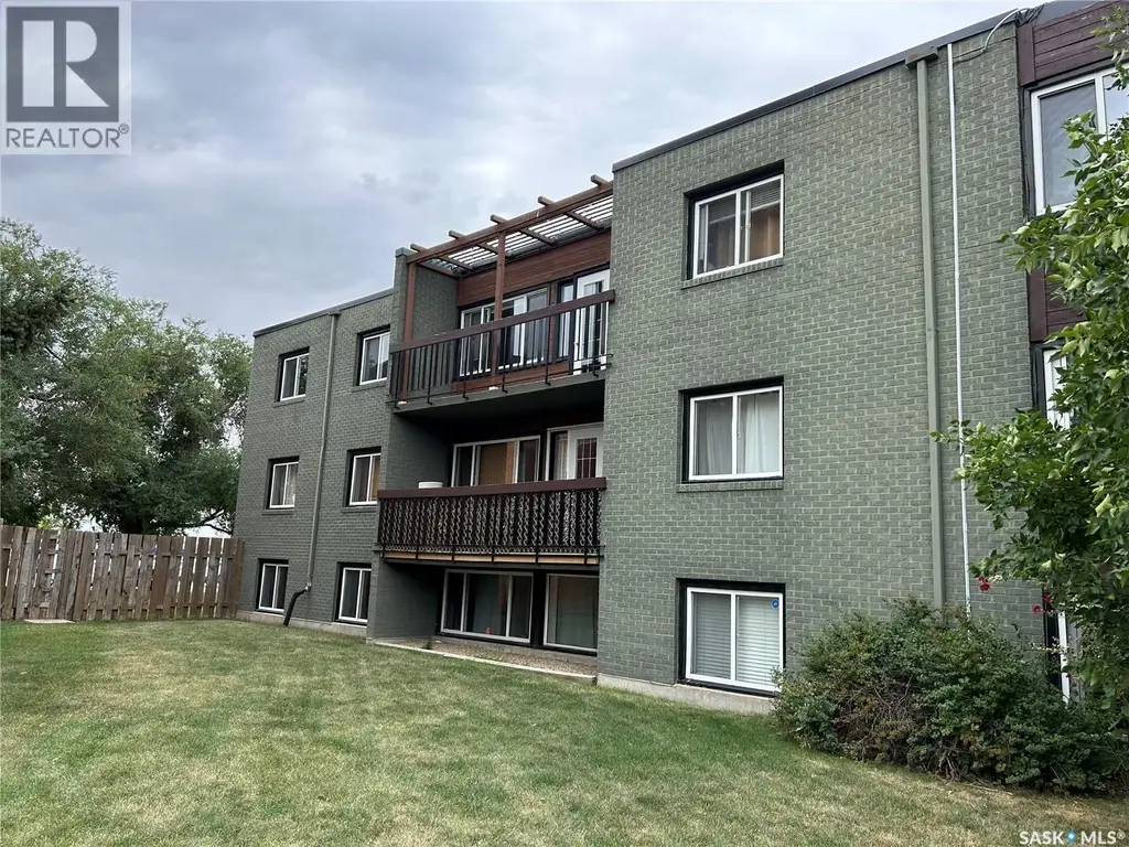 17 208 Lindsay Place, Saskatoon