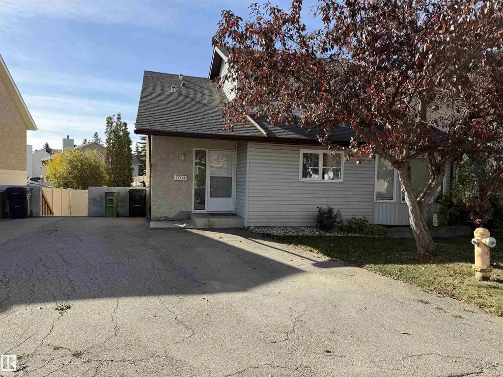 9561a 180a St Nw, Edmonton
