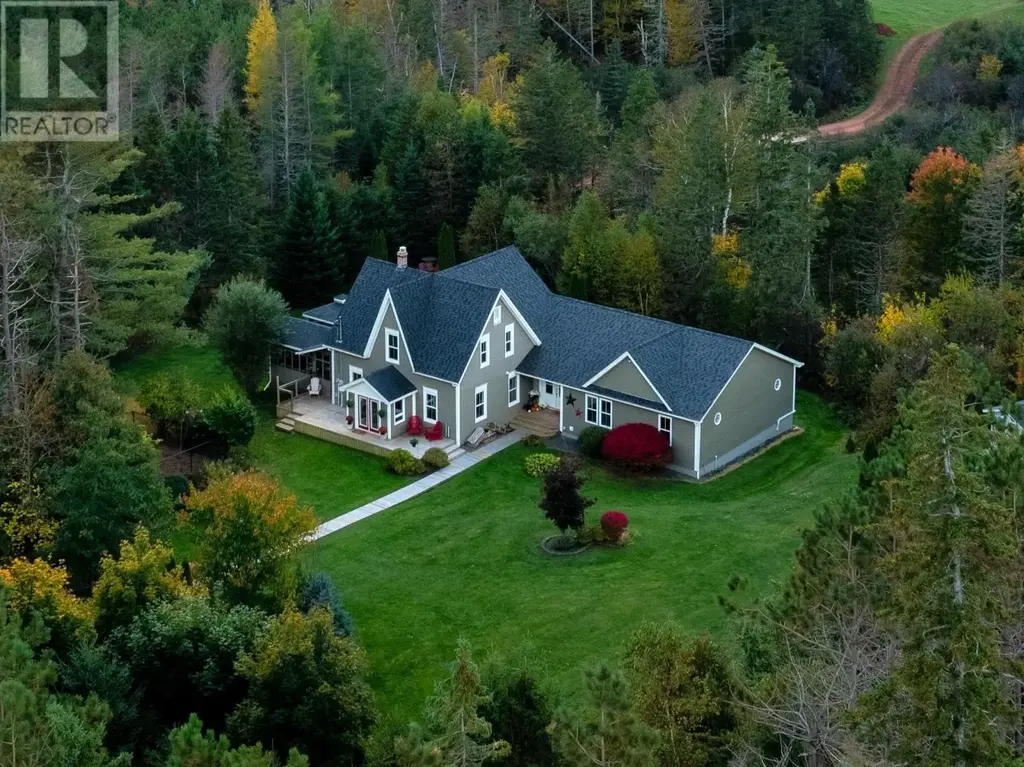 3693 Dixon Road, Breadalbane