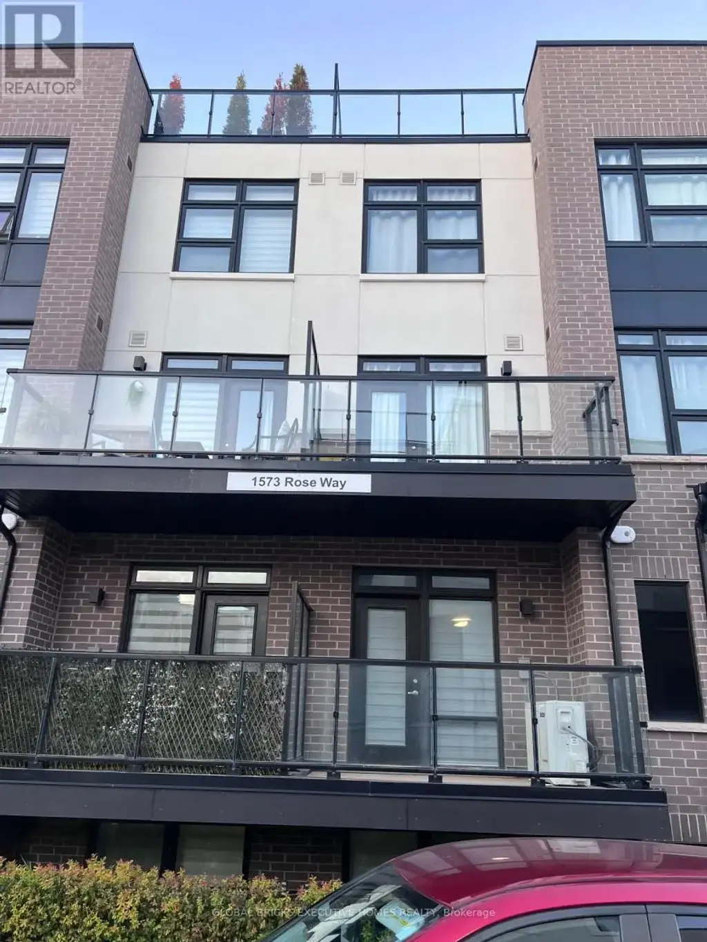 101 - 1573 Rose Way, Milton (CB Cobban)