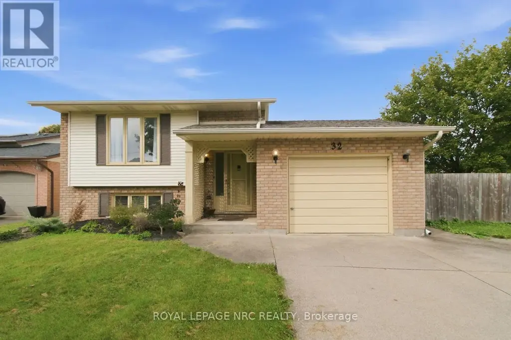 32 Crestcombe Road, St. Catharines (Ridley)