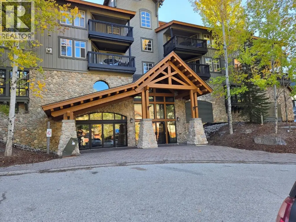 2050 Summit Drive Unit# 303, Panorama