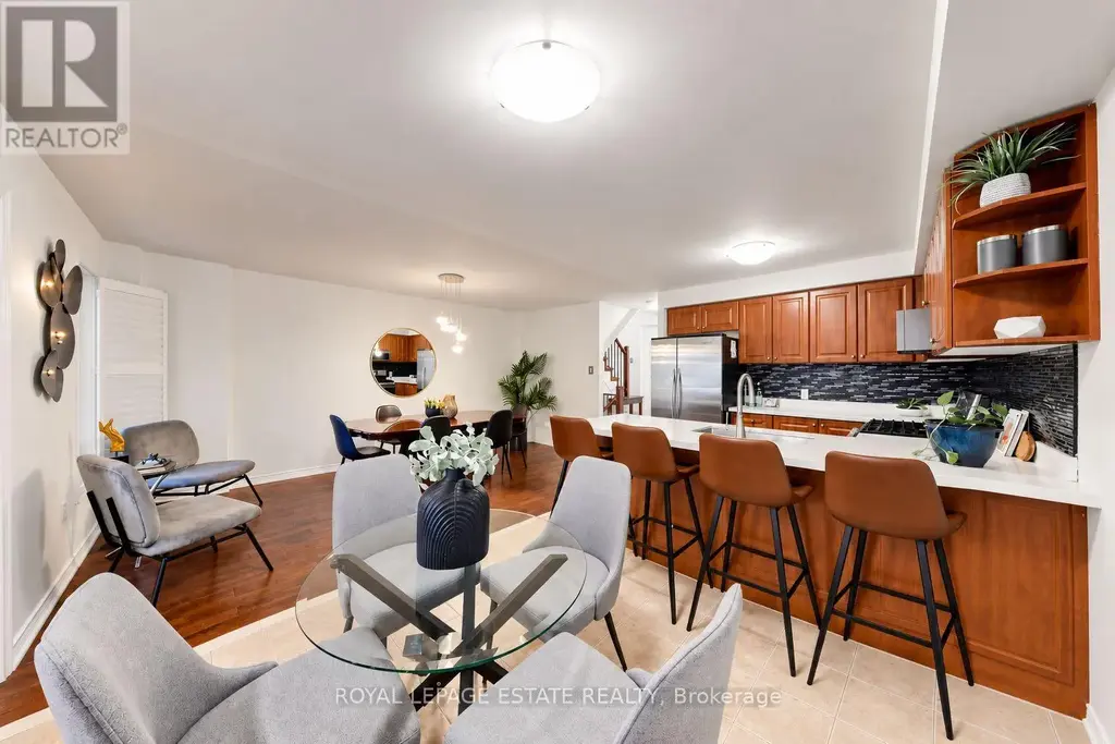 10 Dooley Crescent, Ajax (Northwest Ajax)