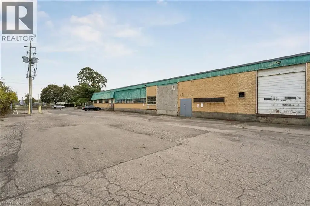 663 Woodward Avenue, Hamilton