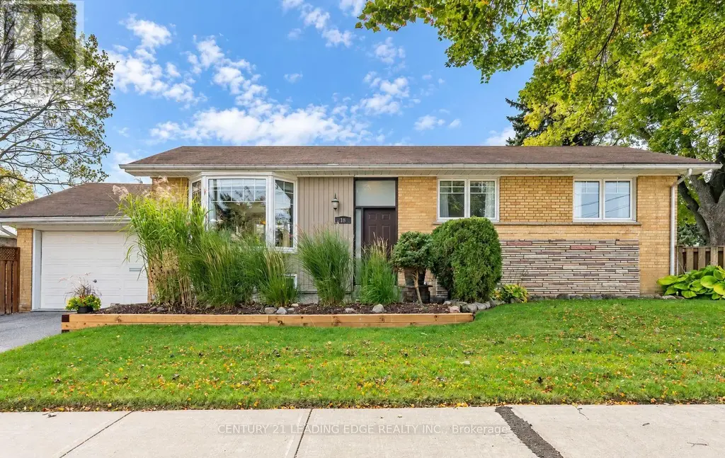 18 Horizon Crescent, Toronto (Tam O'Shanter-Sullivan)
