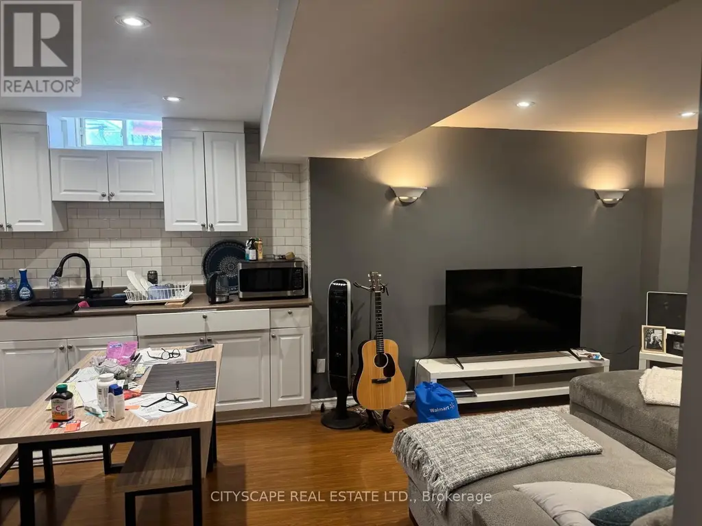 Bsmnt - 31 Dunlop Court, Brampton (Fletcher's Meadow)