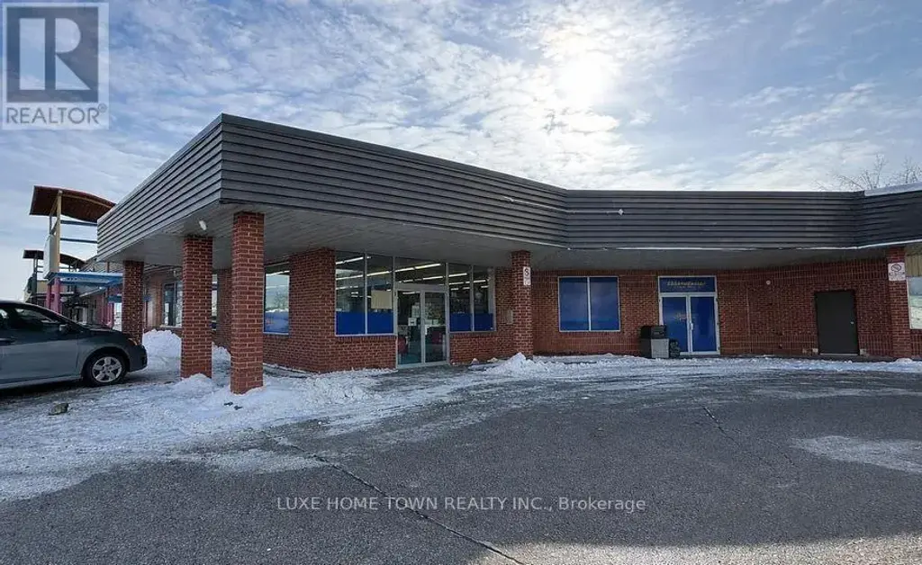 735 Tower Street S, Centre Wellington (Fergus)