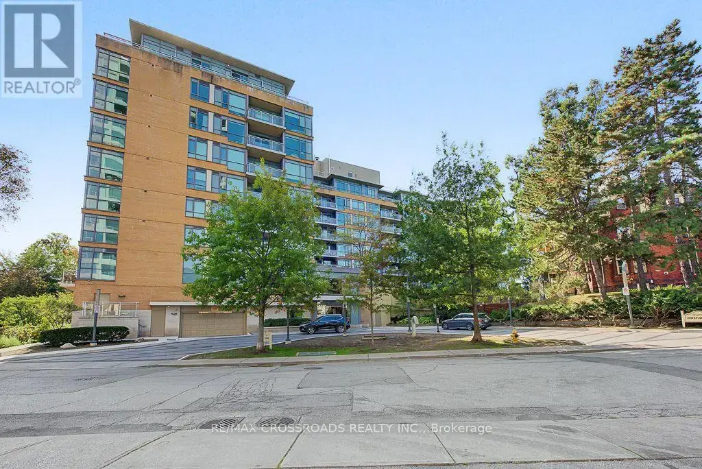 613 - 20 Gothic Avenue, Toronto (High Park North)