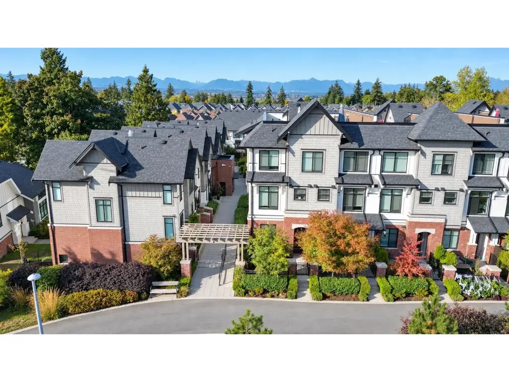 203 16528 24a Avenue, Surrey