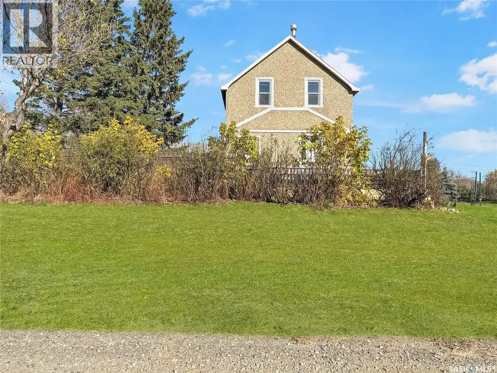 1001 Main Street, Kinley